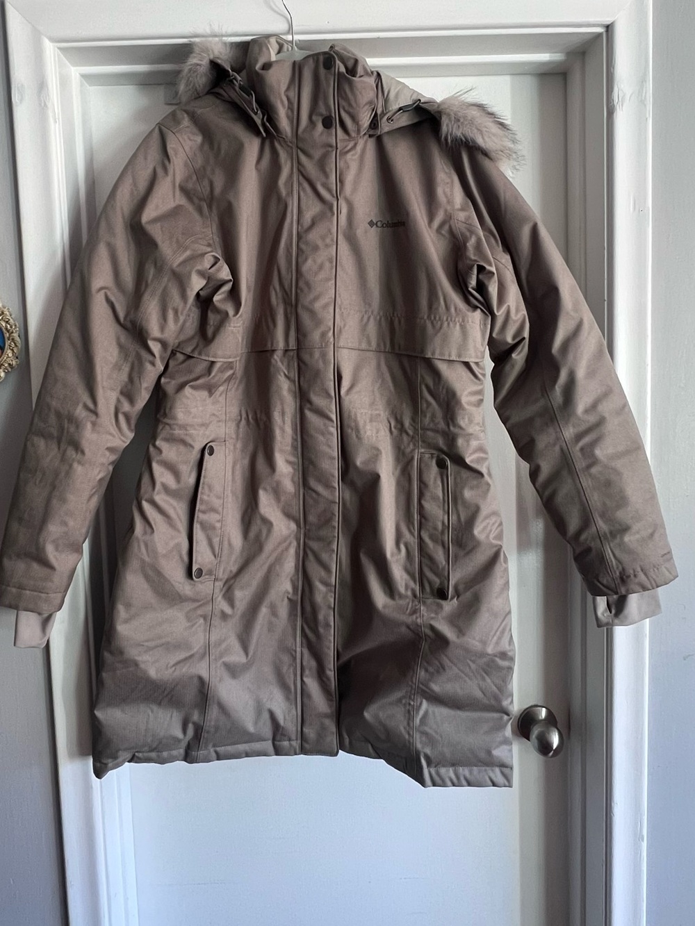 Women’s XL Columbia Omni-Tech Omni-Heat Faux Fur Parka Jacket Grey